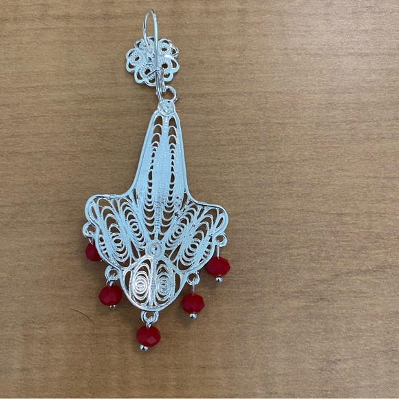 XXL Filigree silver tone accent earrings - Picture 6 of 8